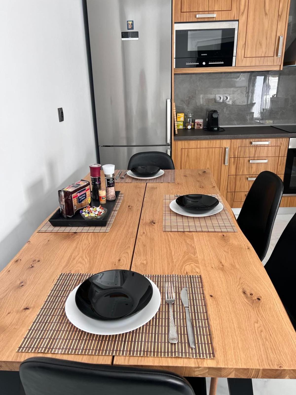 Kontis' Deluxe Furnished Apartment Loutráki Zewnętrze zdjęcie